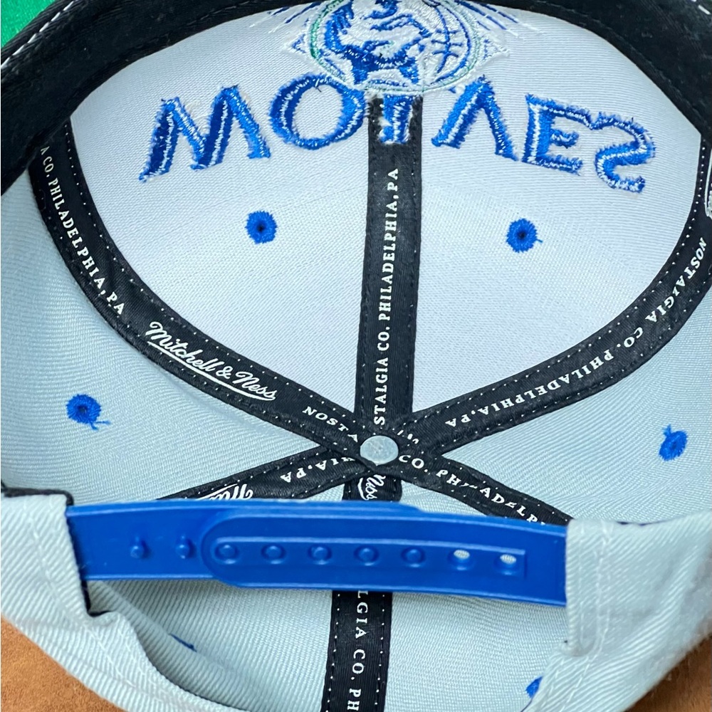Hat - Picture 4 of 7